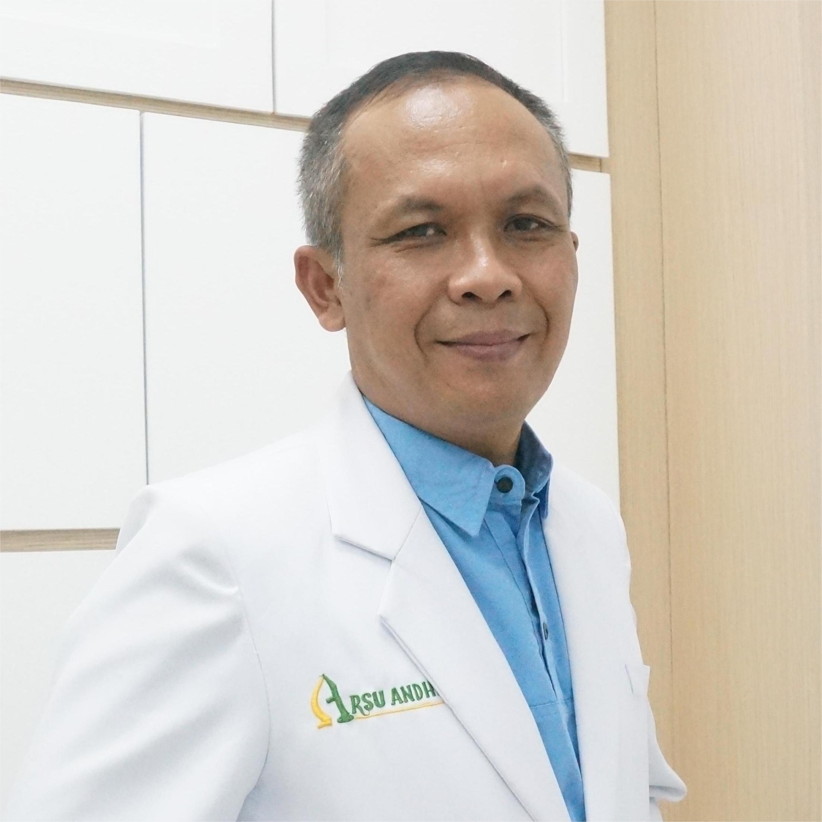 Dr drg Heri Herliana, Sp.BM