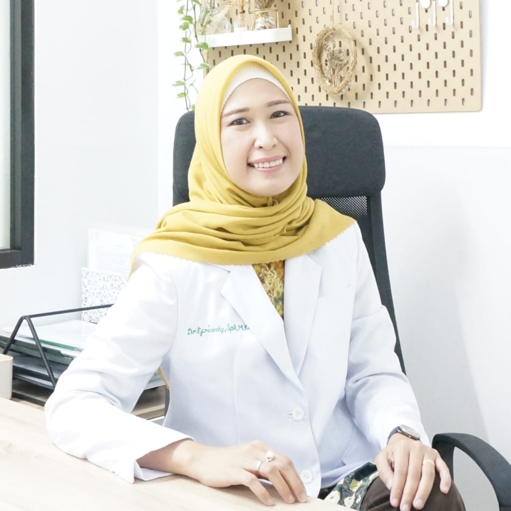 dr Efrianty, SpA. Mkes
