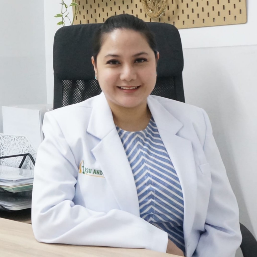 dr Clara Krishanti K, SpN